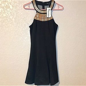 Black Mini Dress sleeveless flared Gold collar
